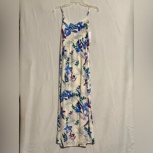 NWT Isabel by Ingrid & Isabel Cream Floral Maxi Dress Size